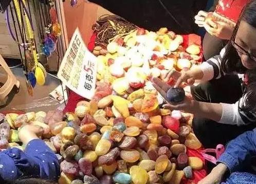 如何鉴别马丽散聚亚胺胶脂？假蜜蜡马丽散的鉴别方法有哪几种？,蜜蜡网